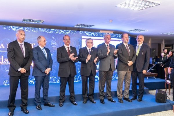 CNT realiza cerimônia solene de posse da nova diretoria